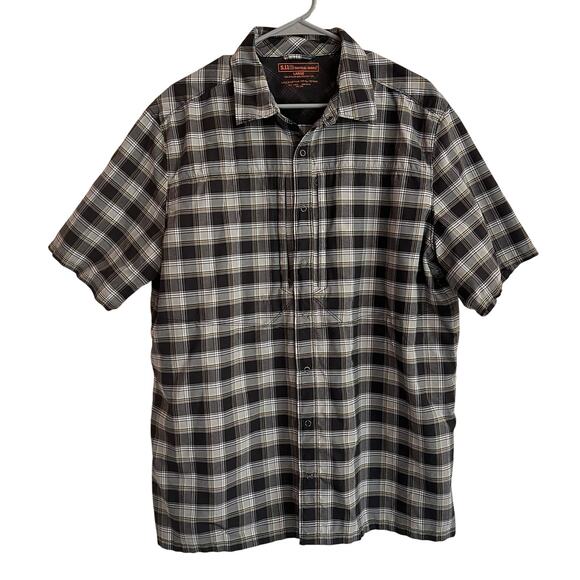 5.11 Tactical Series Men's Short Sleeve Plaid Button Down Shirt Size L - Picture 1 of 9